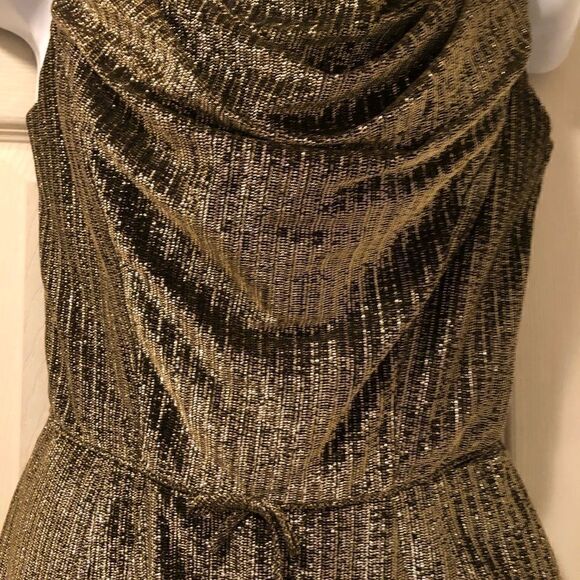 Beautiful Metallic gold size small dresses - lined - Picture 2 of 6
